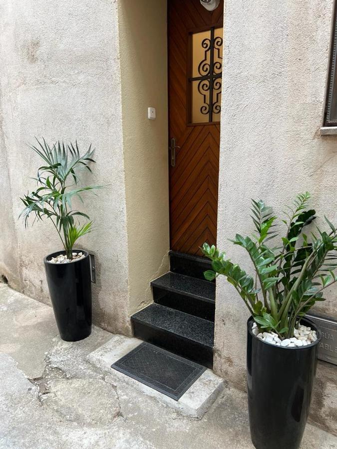Apartament La Cova 佩拉达 外观 照片